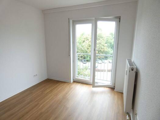 Wohnung zur Miete 357 € 1 Zimmer 32,4 m² 1. Geschoss frei ab 01.05.2026 Wolfgang-Heinze-Str. 55 Connewitz Leipzig 04277