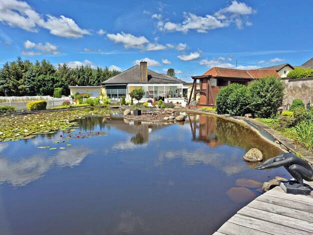 Villa zum Kauf 1.700.000 € 18 Zimmer 854 m² 105.437 m² Grundstück Alswede Lübbecke 32312