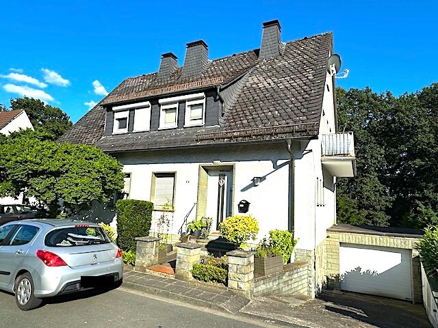 Mehrfamilienhaus zum Kauf 339.000 € 10 Zimmer 222 m²<br/>Wohnfläche 680 m²<br/>Grundstück Müggenberg - Rusch Arnsberg 59755