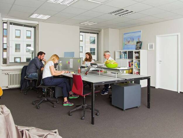 Bürofläche zur Miete provisionsfrei 14 m² Bürofläche teilbar ab 7 m² Poststraße 4 Bahnhofsviertel Frankfurt am Main 60329