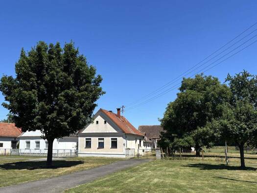 Bauernhaus zum Kauf 68.000 € 2 Zimmer 52 m² 524 m² Grundstück Gaas 7521