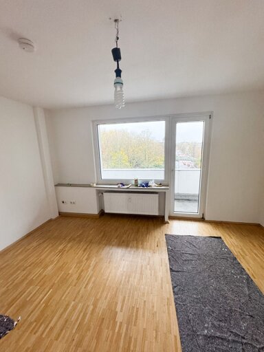 Wohnung zur Miete 295 € 1 Zimmer 31,2 m² 3. Geschoss frei ab 01.01.2025 Kurfürstenstraße 61 Südostviertel Essen 45138