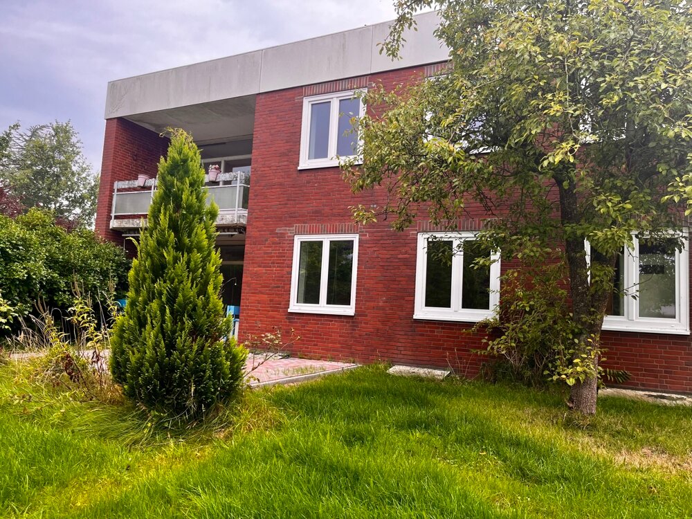 Mehrfamilienhaus zum Kauf 295.000 € 8 Zimmer 178 m²<br/>Wohnfläche 686 m²<br/>Grundstück Friedrichstadt 25840