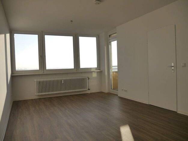Wohnung zur Miete 743 € 2 Zimmer 65,2 m² 12. Geschoss frei ab 13.12.2025 Goethestr. 138 Bischofsheim Maintal 63477