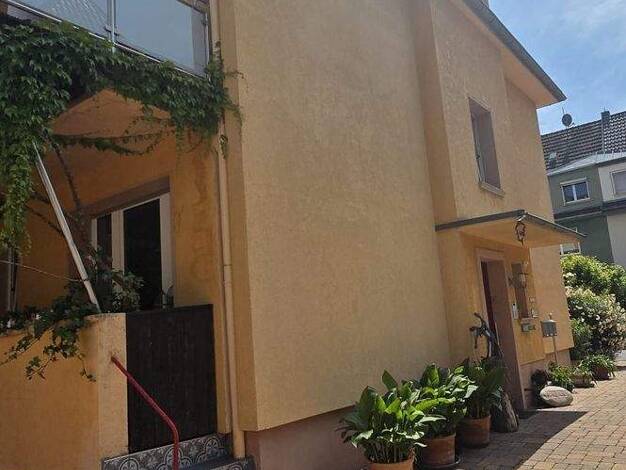 Mehrfamilienhaus zum Kauf 498.000 € 9 Zimmer 210 m² 650 m² Grundstück frei ab sofort Malstatt Mitte 66113