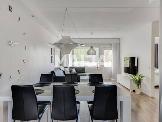 Reihenmittelhaus zum Kauf 318.000 € 4 Zimmer 100,5 m² 8.139 m² Grundstück Pallomäentie 8 Helsinki 00740