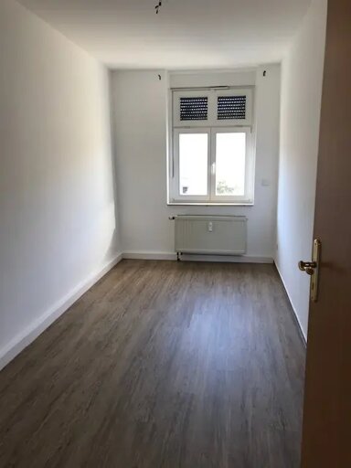 Wohnung zum Kauf provisionsfrei 133.200 € 4 Zimmer 132 m² frei ab sofort Schillerstraße Ströbitz Cottbus 03046