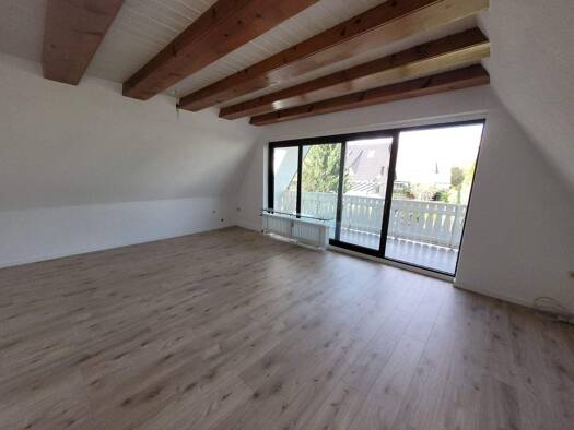 Wohnung zur Miete 820 € 3,5 Zimmer 95 m² 1. Geschoss frei ab 01.04.2026 Kirchhuchting Bremen 28259