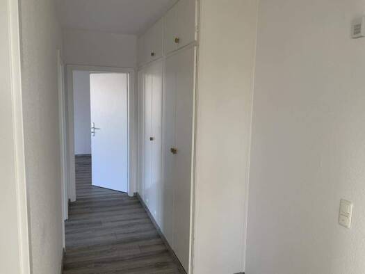 Wohnung zur Miete 820 € 3,5 Zimmer 79 m² 2. Geschoss frei ab 16.04.2026 Dahlemer Straße 2 Monheim 40789