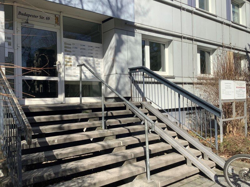 Bürofläche zur Miete provisionsfrei 390 € 3 Zimmer 58 m²<br/>Bürofläche Budapester Str. 69 Südvorstadt-West (Eisenstuckstr.-West) Dresden 01069