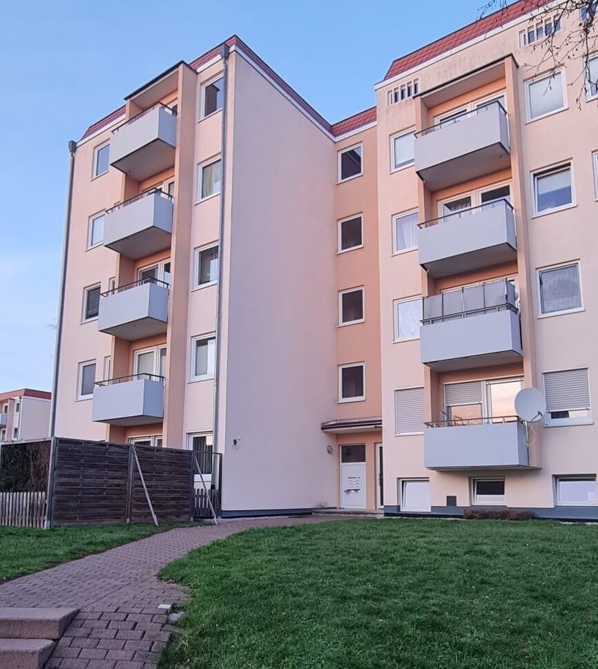 Wohnung zum Kauf 95.000 € 3 Zimmer 71 m²<br/>Wohnfläche 2.<br/>Geschoss Eschwege Eschwege 37269