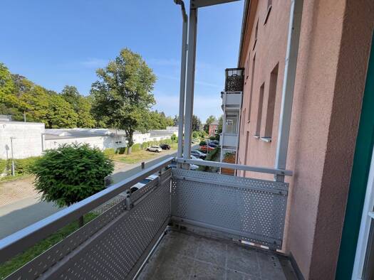 Wohnung zur Miete 315 € 2 Zimmer 58,8 m² 2. Geschoss frei ab 01.11.2026 Grenzgraben 48 Bernsdorf Chemnitz 09126