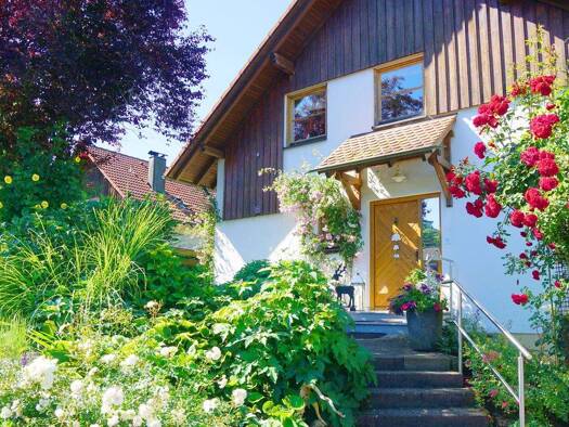 Haus zum Kauf provisionsfrei 369.000 € 4,5 Zimmer 99,6 m² 587 m² Grundstück Krauchenwies 72505