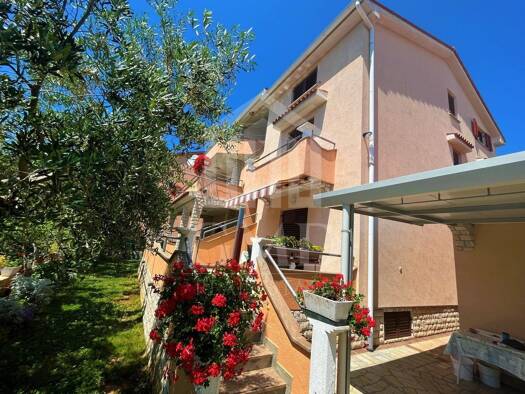 Haus zum Kauf 882.000 € 10 Zimmer 385 m² Fažana