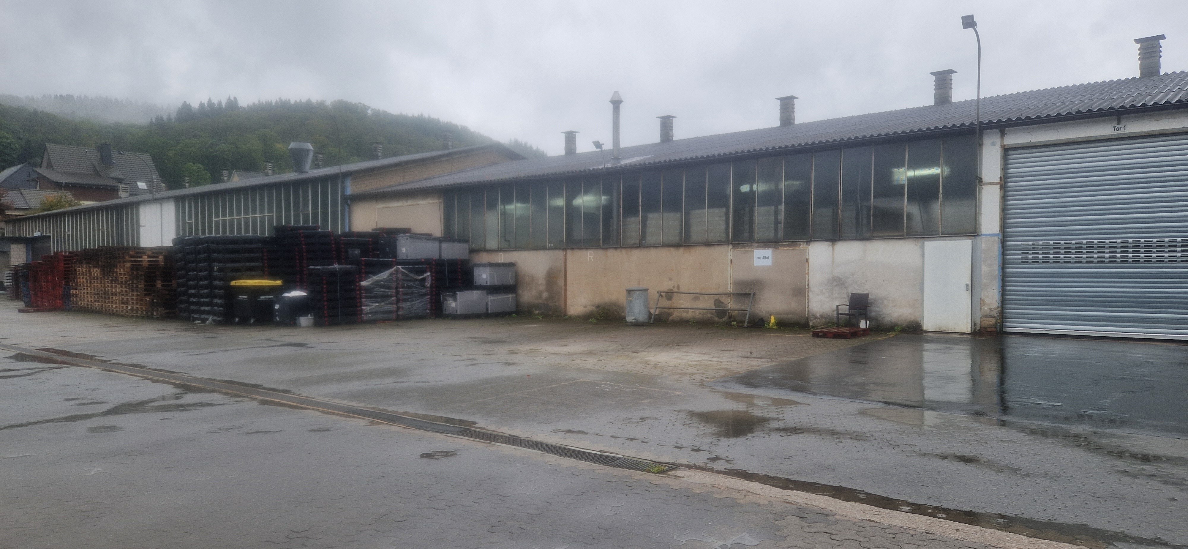 Halle/Industriefläche zur Miete 2.800 m²<br/>Lagerfläche Haiger Haiger 35708