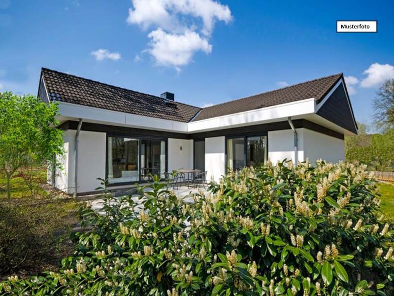 Haus zum Kauf provisionsfrei 81.000 € 158 m²<br/>Wohnfläche 973 m²<br/>Grundstück Billroda Finne 06647