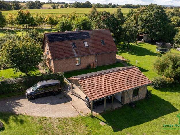 Einfamilienhaus zum Kauf provisionsfrei 380.000 € 6 Zimmer 185 m² 8.658 m² Grundstück Bahnhofsweg 8 Hohen Mistorf Alt Sührkow OT Hohen Mistorf 17166