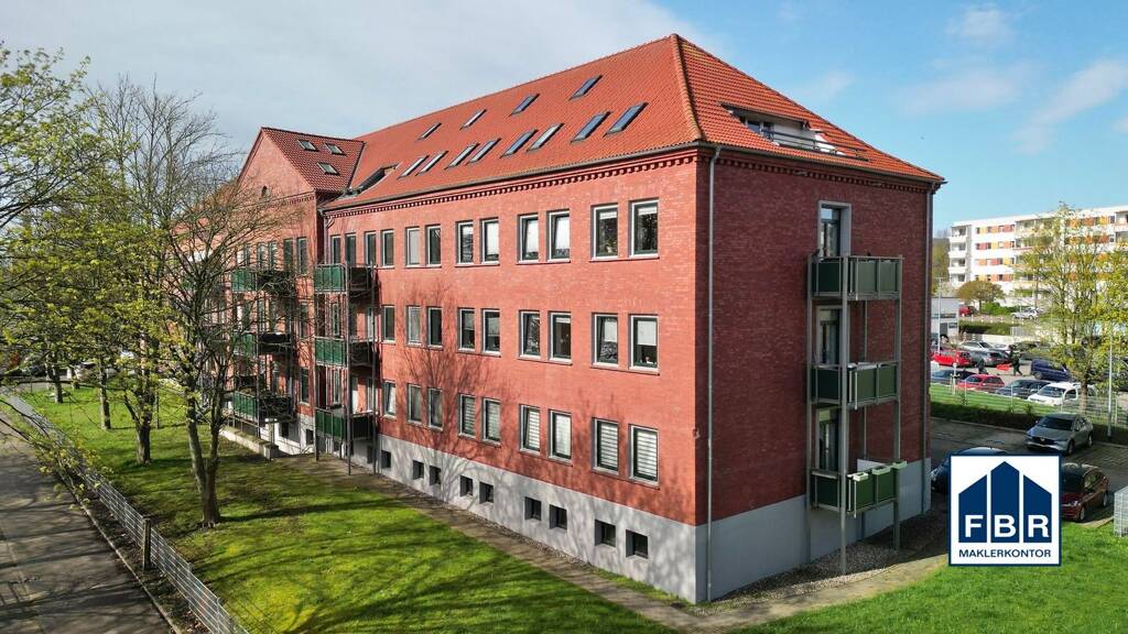 Mehrfamilienhaus zum Kauf als Kapitalanlage geeignet 3.950.000 € 76 Zimmer 2.195 m² 2.291 m² Grundstück Friedenshof Wismar 23966