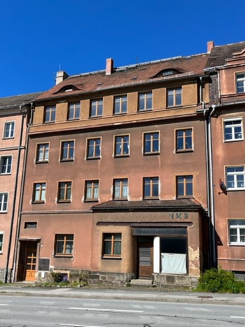 Mehrfamilienhaus zum Kauf 195.000 € 16 Zimmer 388 m²<br/>Wohnfläche 1.413 m²<br/>Grundstück Löbau Löbau 02708