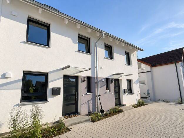 Reihenmittelhaus zur Miete 1.900 € 4,5 Zimmer 116 m² 188,8 m² Grundstück frei ab sofort Rutesheim 71277