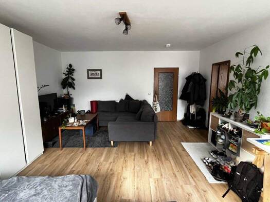 Studio zur Miete 630 € 1 Zimmer 48 m² 1. Geschoss frei ab 01.05.2026 Innenstadt Trier 54290