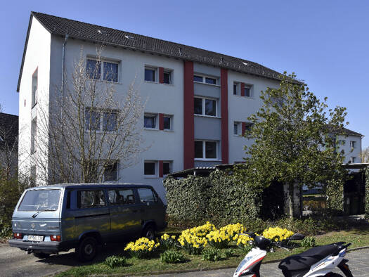 Wohnung zur Miete 545 € 2 Zimmer 67,7 m² EG frei ab 01.10.2025 Pestalozzistraße 8 Viernheim 68519