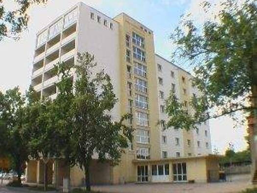 Wohnung zur Miete 179 € 1 Zimmer 21 m² 3. Geschoss König-Heinrich-Str. 12 Merseburg 06217