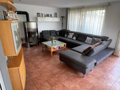 Doppelhaushälfte zur Miete 2.475 € 7,5 Zimmer 217 m² 263 m² Grundstück frei ab 01.09.2025 Schwaikheim 71409