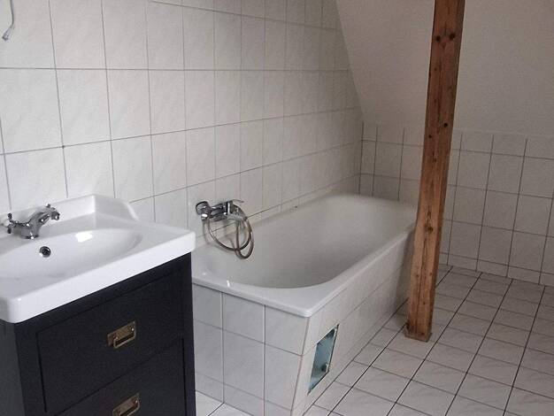 Wohnung zur Miete 421 € 3 Zimmer 64,8 m² 3 Geschosse frei ab sofort Albert-Ebert-Straße 5 Damaschkestraße Halle (Saale) 06130