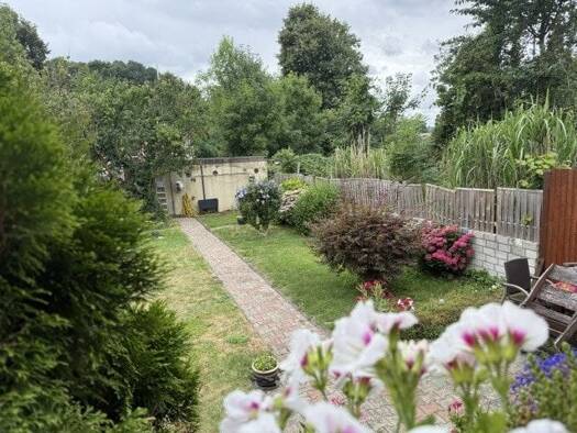 Doppelhaushälfte zum Kauf 329.000 € 6 Zimmer 110 m² 434 m² Grundstück Bergen Nord 44807