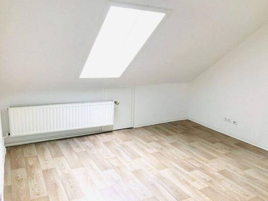 Wohnung zur Miete 295 € 3 Zimmer 53,3 m² 2. Geschoss frei ab 01.11.2026 Breslauer Straße 1 Bodenfelde Bodenfelde 37194