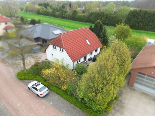 Einfamilienhaus zum Kauf 349.000 € 6 Zimmer 171,2 m² 975 m² Grundstück Bad Rehburg Rehburg-Loccum 31547