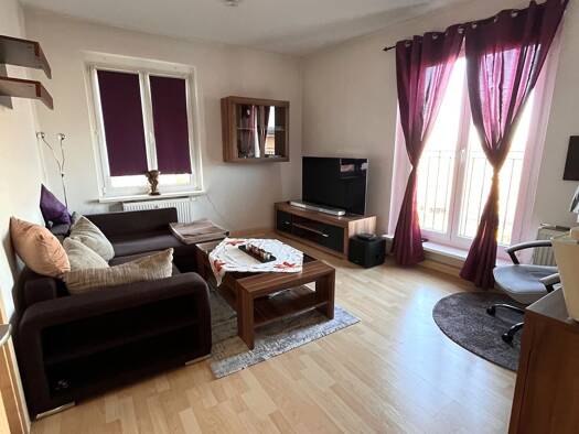 WG-Zimmer zur Miete 360 € 2 Zimmer 48,5 m² 4. Geschoss frei ab 01.07.2026 Haeckelstraße 8b Altstadt Magdeburg 39104