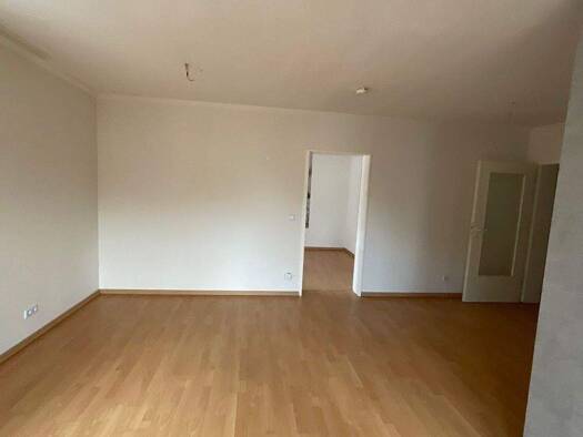 Wohnung zur Miete 389 € 2 Zimmer 51,9 m² 2. Geschoss frei ab 16.01.2026 Max-Petermann-Platz 2 Stadtmitte Krefeld 47798