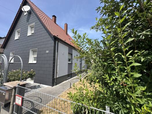 Einfamilienhaus zum Kauf 395.000 € 6 Zimmer 129 m² 309 m² Grundstück Eislingen Eislingen/Fils 73054