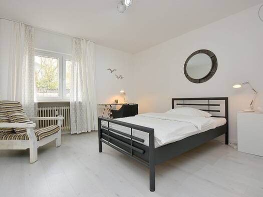 Wohnung zur Miete auf Zeit 865 € 1 Zimmer 20 m² frei ab 02.10.2026 Böblingen Böblingen 71032