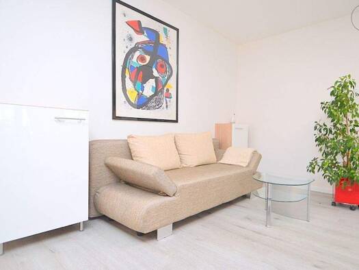 Wohnung zur Miete Wohnen auf Zeit 1.295 € 2 Zimmer 64 m² frei ab sofort Gostenhof Nürnberg 90429