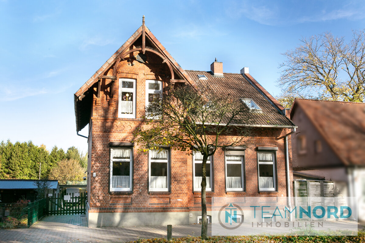 Mehrfamilienhaus zum Kauf 339.000 € 7 Zimmer 174 m²<br/>Wohnfläche 607 m²<br/>Grundstück Winsen - Kernstadt Winsen (Luhe) 21423