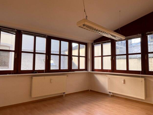 Wohnung zur Miete 410 € 2 Zimmer 34 m² 1. Geschoss frei ab sofort Fleischstraße 33 Innenstadt Trier 54290