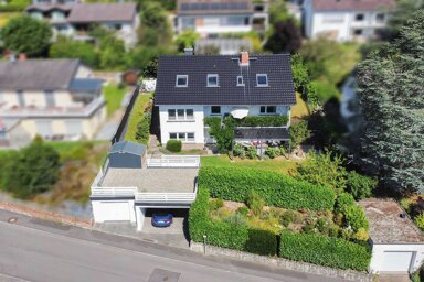 Mehrfamilienhaus zum Kauf als Kapitalanlage geeignet 689.000 € 8 Zimmer 372 m² 681 m² Grundstück Ehlhalten Eppstein 65817