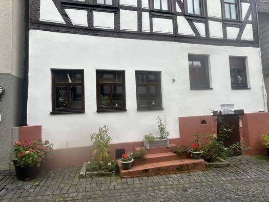 Mehrfamilienhaus zum Kauf 195.000 € 12 Zimmer 239,1 m² 178 m² Grundstück Ortenberg 63683