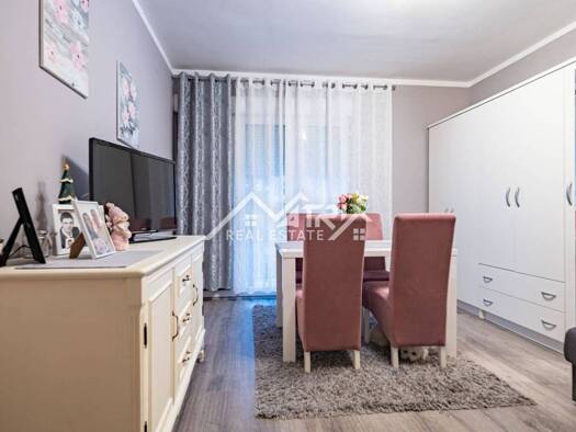 Wohnung zum Kauf 125.000 € 1 Zimmer 32 m² Geschoss 2/5 Osijek Osijek 31000