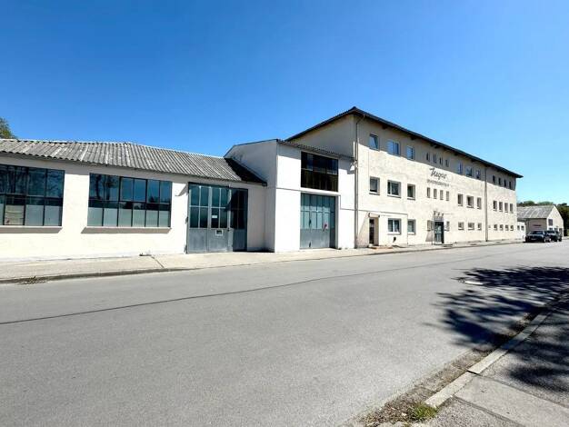Laden zur Miete provisionsfrei 830 € 111 m² Verkaufsfläche Porschestrasse 12 Waldkraiburg 84478