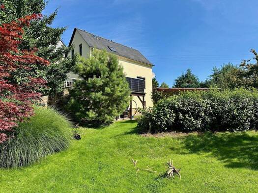 Mehrfamilienhaus zum Kauf 295.000 € 10 Zimmer 308 m² 2.853 m² Grundstück Wiederau Königshain-Wiederau 09306