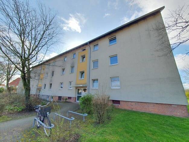 Wohnung zur Miete 561 € 2 Zimmer 56,7 m² 1. Geschoss frei ab 14.10.2026 Am Quälenberg 33 Stöckheim Stöckheim - Leiferde 38124