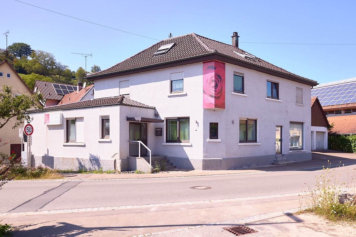 Mehrfamilienhaus zum Kauf 449.000 € 7 Zimmer 150 m²<br/>Wohnfläche 557 m²<br/>Grundstück Steinach Berglen 73663