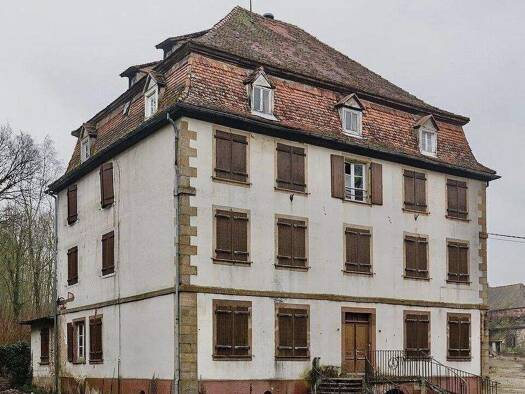Hotel zum Kauf provisionsfrei 1.500.000 € 3.947 m² Gastrofläche 125.546 m² Grundstück Rue du château 1 Lampertsloch 67250