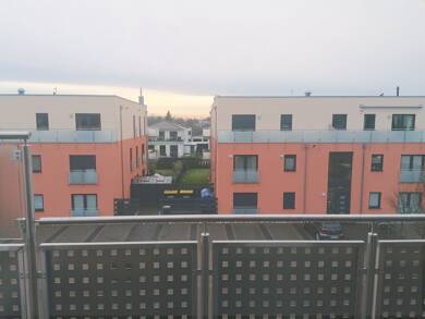 Wohnung zur Miete 1.705 € 4 Zimmer 154,7 m² Dachgeschoss, 2. Geschoss frei ab sofort Am Elbpavillon 10 Ziebigk Dessau-Roßlau 06846