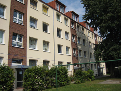 Wohnung zur Miete 710 € 2,5 Zimmer 60,7 m² 1. Geschoss Tilsitstr. 8a Alt-Kücknitz / Dummersdorf / Roter Hahn Lübeck 23569