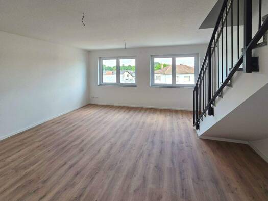 Wohnung zur Miete 1.395 € 4 Zimmer 97 m² 2. Geschoss frei ab sofort Hanauer Straße 28 Langendiebach Erlensee 63526